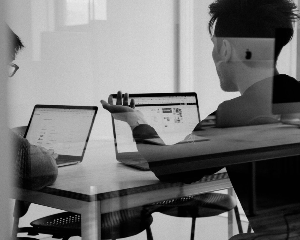 charlesdeluvio lks7vei eag unsplash